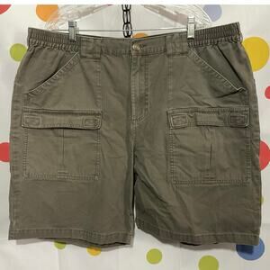 Cabela’s Men’s Outdoors Cargo Hiking Shorts Size 42 Green